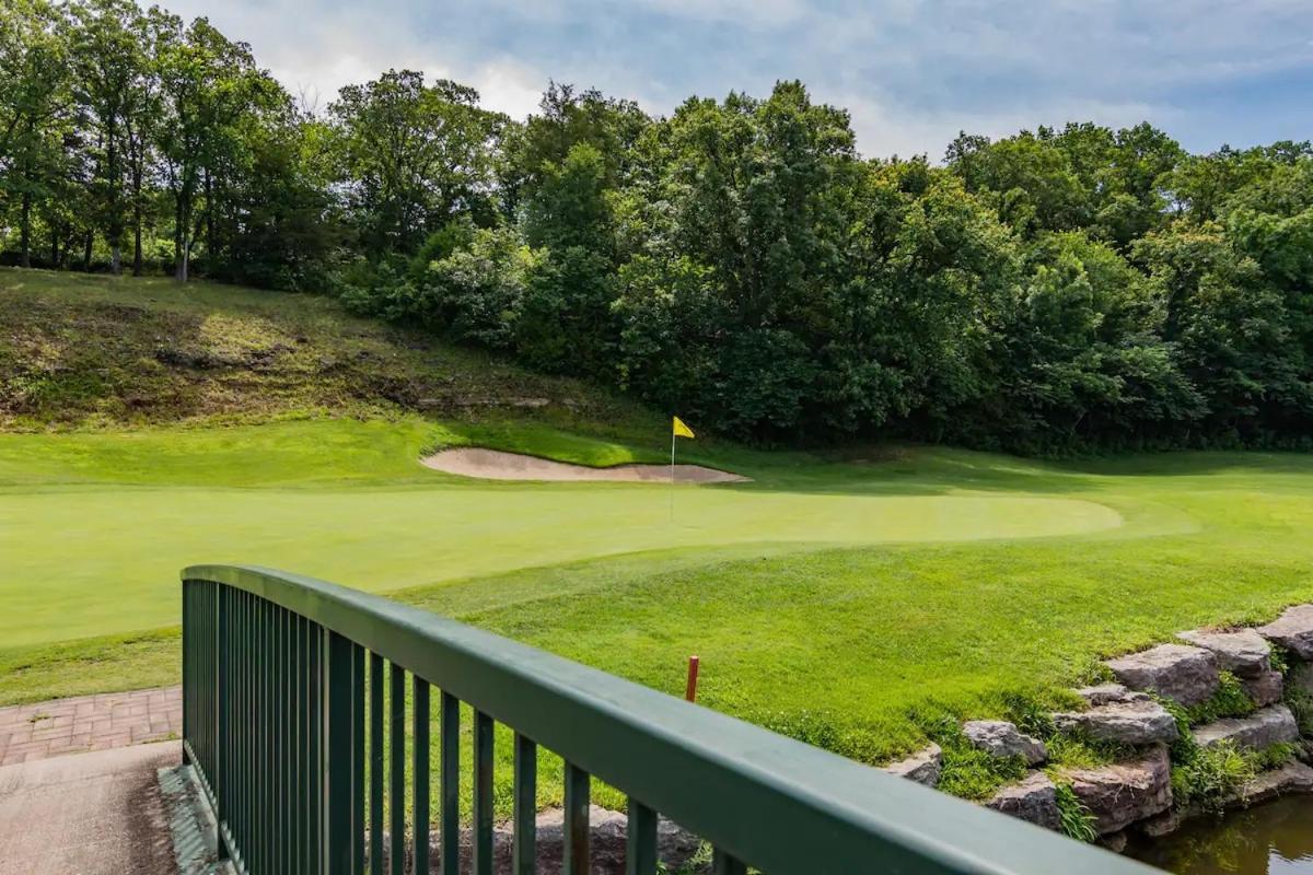 Golf On Site - Walk-In Shower - Jetted Tub - Free Attraction Tickets Included Branson Eksteriør billede