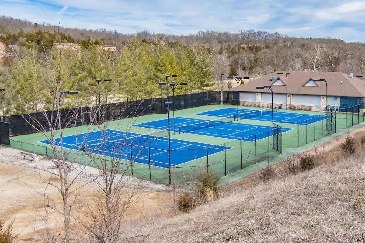 Golf On Site - Walk-In Shower - Jetted Tub - Free Attraction Tickets Included Branson Eksteriør billede