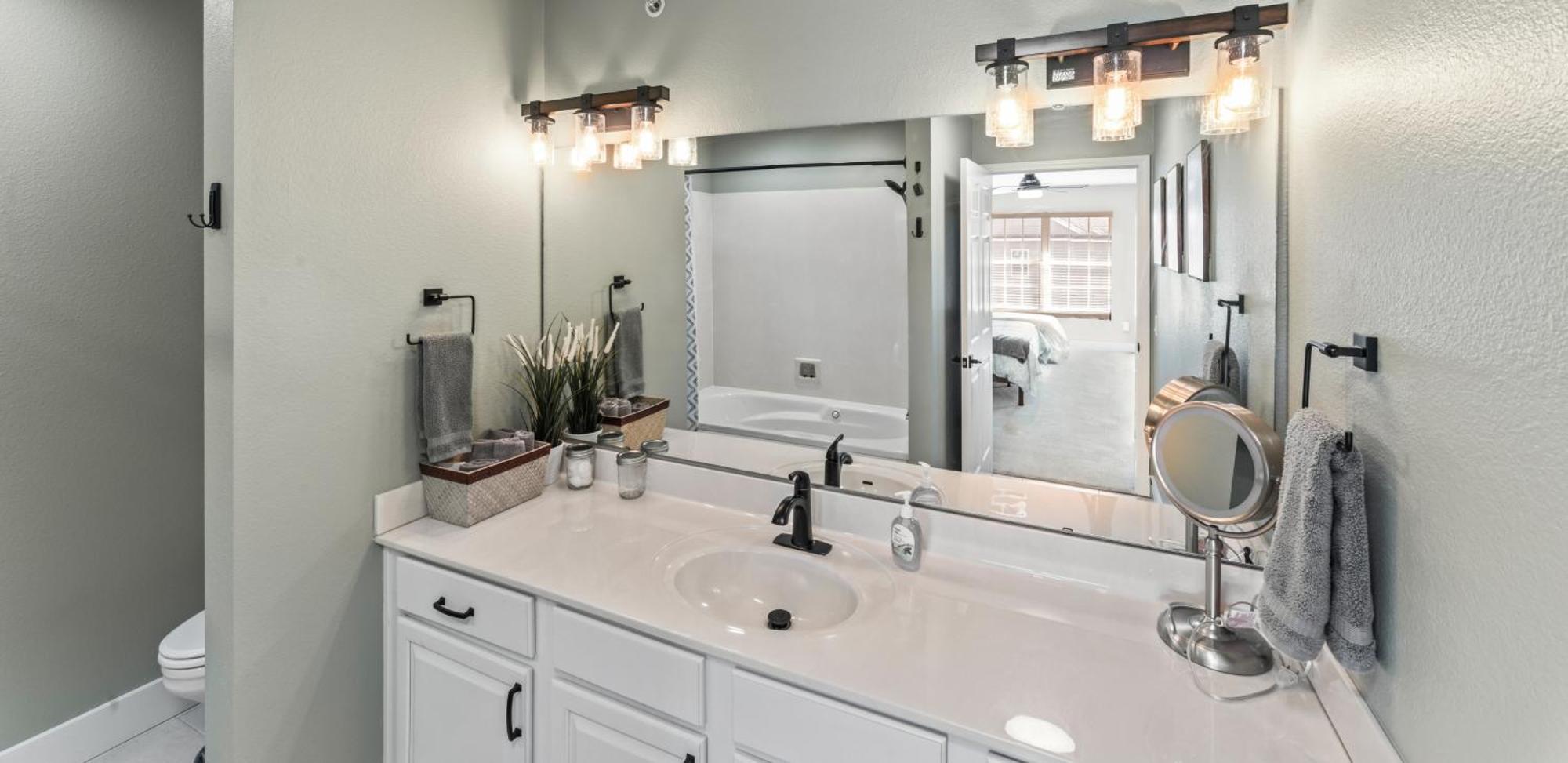 Golf On Site - Walk-In Shower - Jetted Tub - Free Attraction Tickets Included Branson Eksteriør billede